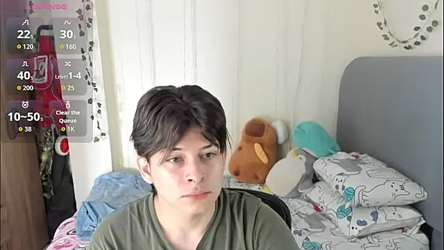 Felix kitty online show from February 13, 2026, 7:14 pm