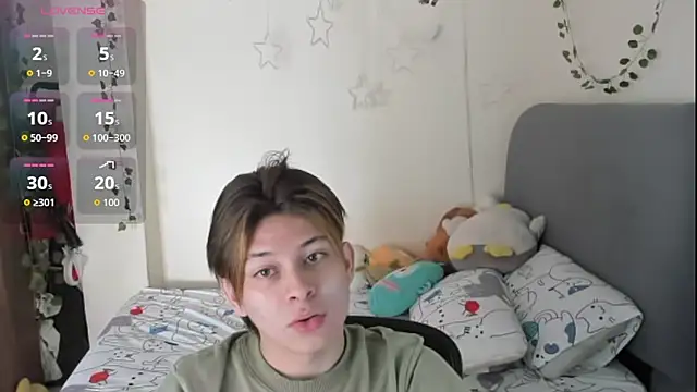 Felix kitty online show from November 21, 2025, 8:08 pm