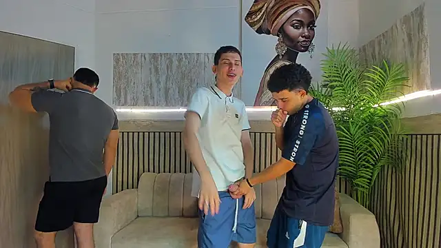 Justingsex1 online show from November 25, 2025, 5:41 am