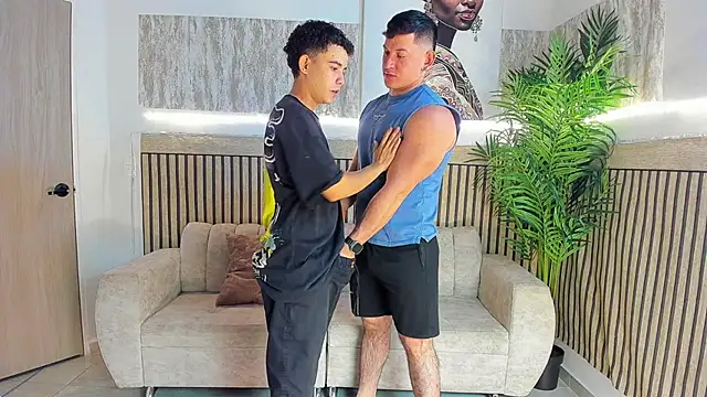 Justingsex1 online show from November 27, 2025, 5:41 am