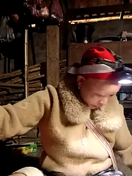 Snapshot of girl-hot2x chatting on February 17, 2026, 1:25 am girl-hot2x online show from February 17, 2026, 1:25 am