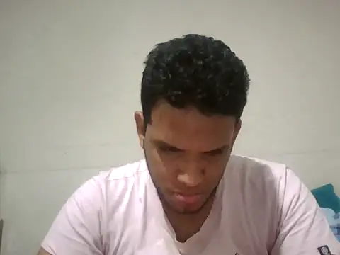 Snapshot of josecamsex27 chatting on December 18, 2025, 4:17 am josecamsex27 online show from December 18, 2025, 4:17 am