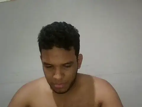 Snapshot of josecamsex27 chatting on December 17, 2025, 3:06 pm josecamsex27 online show from December 17, 2025, 3:06 pm