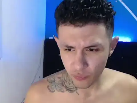 damiansexyboy69 online show from November 21, 2025, 4:44 am