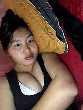 luna-sexxy online show from November 25, 2025, 11:32 am