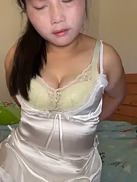 Nuomi6 online show from November 21, 2025, 6:56 am