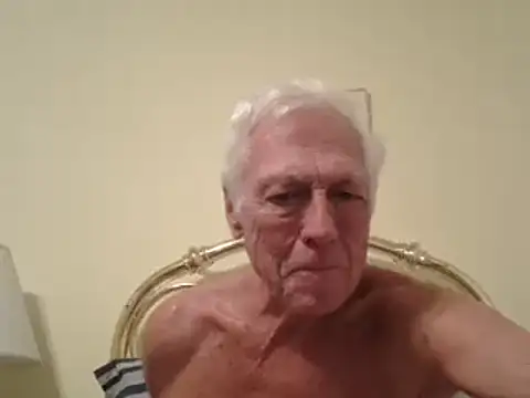 Snapshot of capttp chatting on February 14, 2025, 3:22 am capttp online show from February 14, 2025, 3:22 am