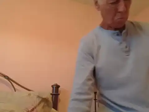 Snapshot of capttp chatting on October 27, 2025, 2:40 pm capttp online show from October 27, 2025, 2:40 pm