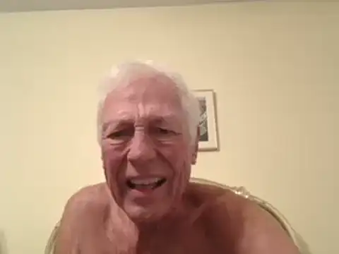 Snapshot of capttp chatting on October 28, 2025, 2:45 am capttp online show from October 28, 2025, 2:45 am