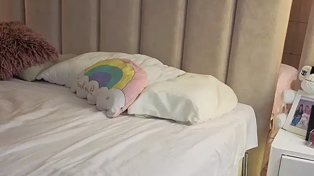 Snapshot of Iamnyxy chatting on December 3, 2025, 11:09 am Iamnyxy online show from December 3, 2025, 11:09 am