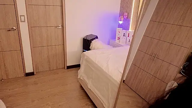 Snapshot of Iamnyxy chatting on February 8, 2026, 5:21 pm Iamnyxy online show from February 8, 2026, 5:21 pm