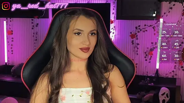 -RED HAT- online show from April 4, 2026, 5:30 pm