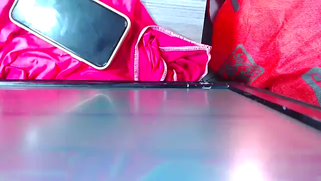 katecute88 online show from October 9, 2025, 3:29 am