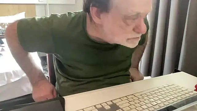 coach-karl online show from March 17, 2026, 12:19 pm