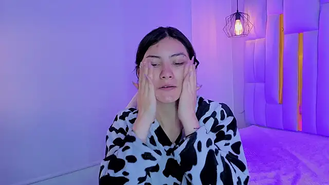 Brandy collinss online show from February 7, 2026, 11:51 am