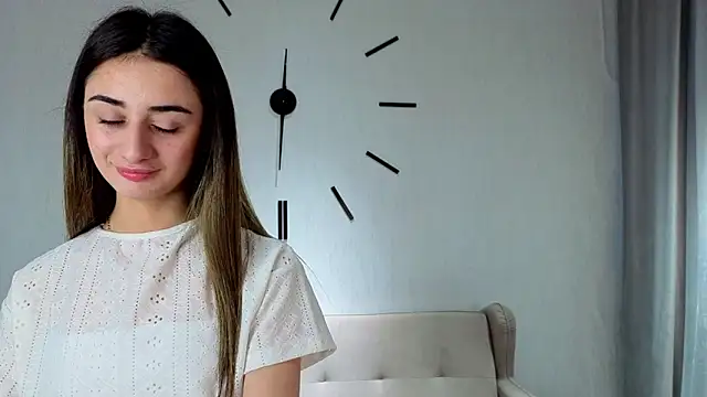 TovaNicometo online show from November 21, 2025, 5:17 am