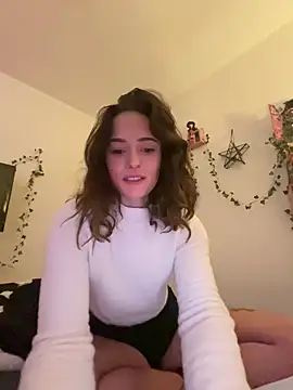 Snapshot of buddercupps chatting on November 20, 2025, 11:44 am buddercupps online show from November 20, 2025, 11:44 am