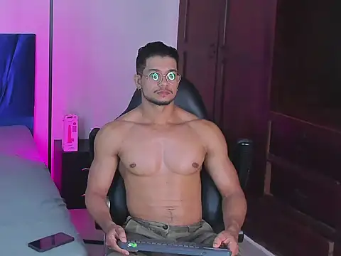 Nolan joness online show from March 30, 2026, 9:05 pm