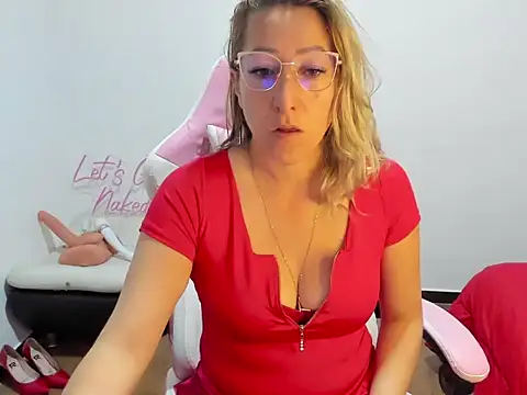 chrystal sl852 online show from December 2, 2025, 10:17 am