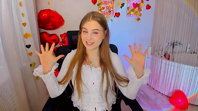 GoldenMirage online show from February 4, 2026, 11:27 am