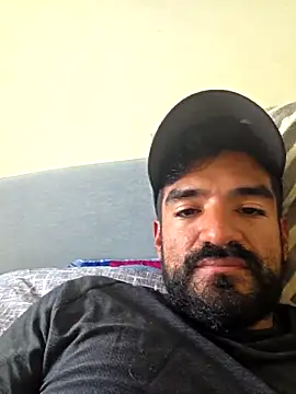 piggylatino online show from July 25, 2026, 9:54 pm