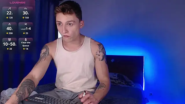 ArthurPhoenixx online show from December 14, 2025, 10:15 pm