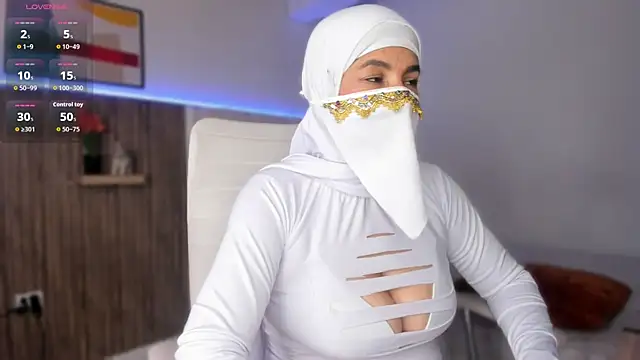 Snapshot of Hannaa_Dolly chatting on November 30, 2025, 3:51 am Hannaa Dolly online show from November 30, 2025, 3:51 am