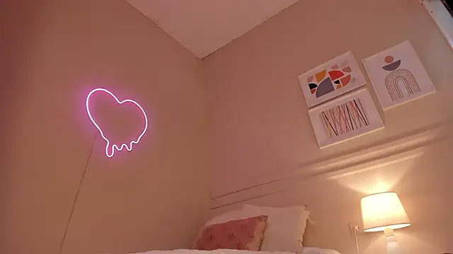 Snapshot of electra_a chatting on January 9, 2026, 1:07 pm electra a online show from January 9, 2026, 1:07 pm