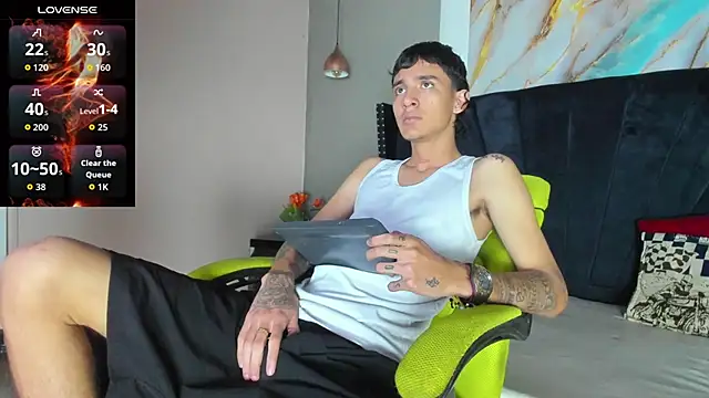 Snapshot of Xanderr_owen2 chatting on November 19, 2025, 8:09 pm Xanderr owen2 online show from November 19, 2025, 8:09 pm