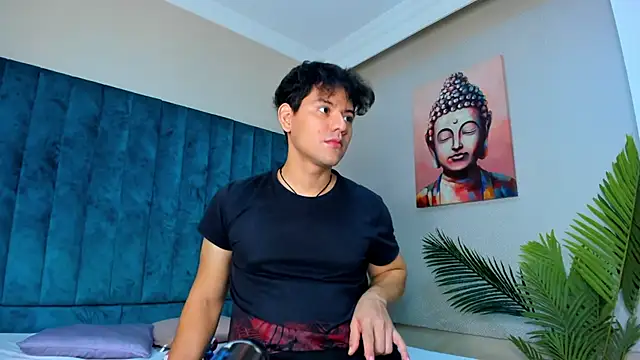 DhannLee online show from November 24, 2025, 1:22 pm