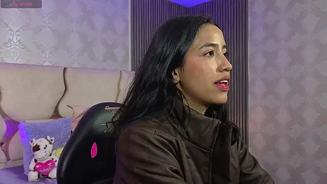 Joselyn tay online show from May 10, 2026, 3:32 am