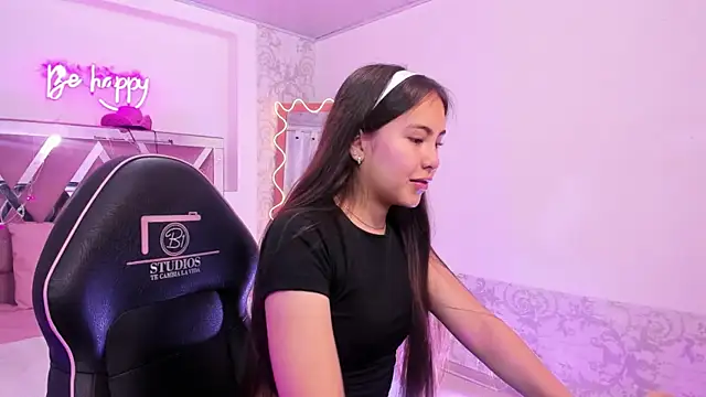 ISABELA TAY online show from December 16, 2025, 11:36 am