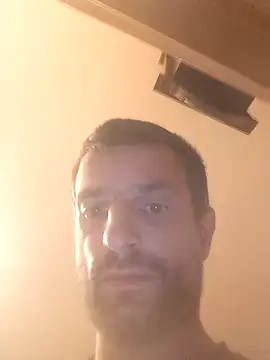 TwardyKierowca online show from April 16, 2026, 10:01 pm