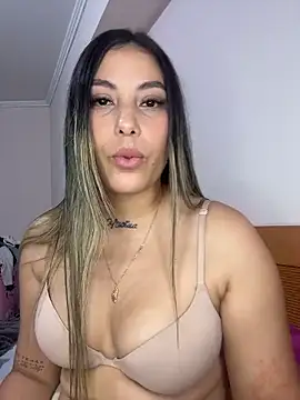 Anna Bitch Disgusting online show from January 14, 2026, 3:43 am