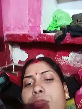 Pushpa hotty online show from May 20, 2026, 4:42 am