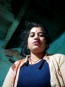 Hot kamla online show from November 20, 2025, 11:58 pm