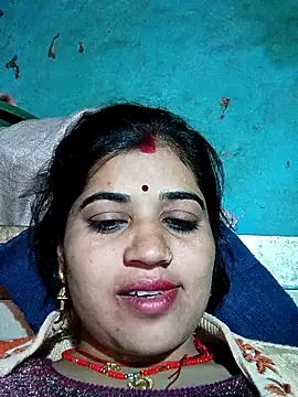 Hot kamla online show from February 5, 2026, 9:32 pm