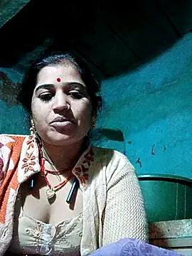 Hot kamla online show from November 22, 2025, 12:21 am