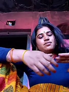 Hot kamla online show from April 18, 2026, 7:44 am