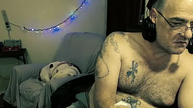 MrBigginTX online show from February 9, 2026, 11:08 am