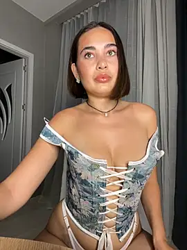 Tatargirl online show from November 27, 2025, 5:46 pm