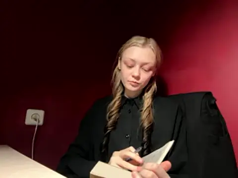 moonlight fiend online show from January 13, 2026, 3:27 pm