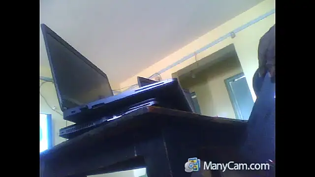 Snapshot of Molatane0 chatting on February 27, 2026, 10:48 am Molatane0 online show from February 27, 2026, 10:48 am