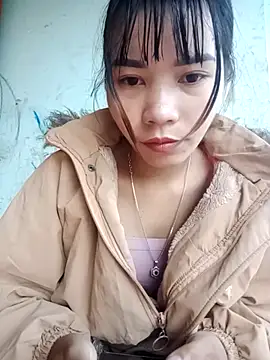 gugu0022 online show from November 28, 2025, 12:55 am