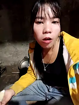 Snapshot of gugu0022 chatting on February 25, 2026, 11:21 am gugu0022 online show from February 25, 2026, 11:21 am