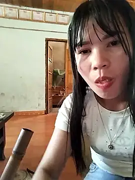 Snapshot of gugu0022 chatting on March 2, 2026, 7:15 am gugu0022 online show from March 2, 2026, 7:15 am