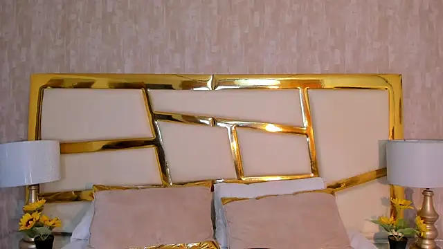 JacobRusso online show from December 18, 2025, 10:57 pm