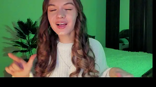 luna lust 212 online show from January 8, 2026, 5:35 am