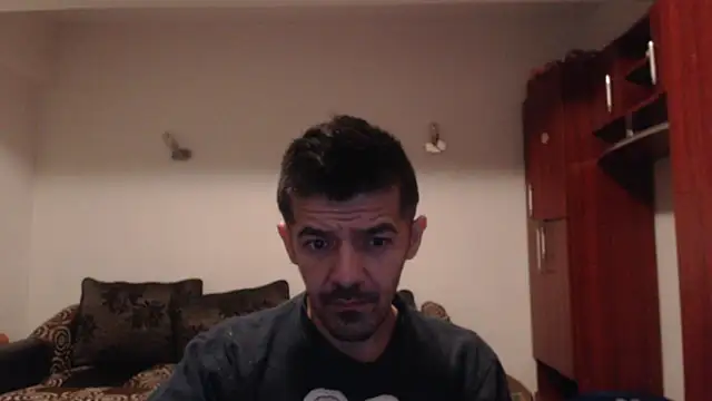 Dale E online show from December 9, 2024, 2:24 am