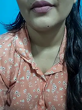 Snapshot of Cute_Ayushii chatting on July 3, 2026, 5:14 am Cute Ayushii online show from July 3, 2026, 5:14 am
